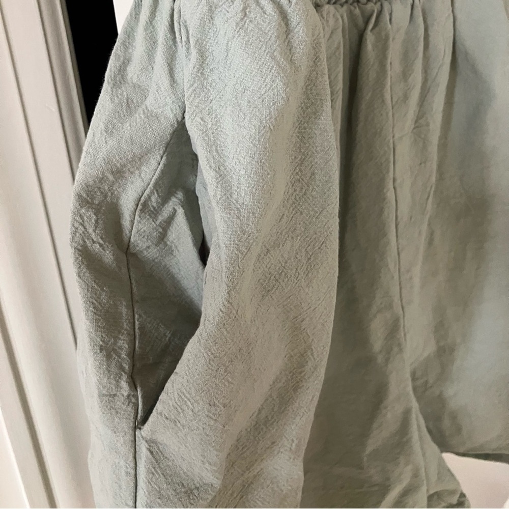 Molly Green Smocked Romper with Tie Straps & Pockets (Large) - Picture 4 of 8